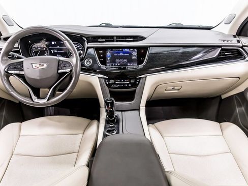 Used 2021 Cadillac XT6 Premium Luxury FWD image 19