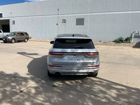Used 2020 Lincoln Corsair Reserve w/ Equipment Group 201A AWD/4WD image 4