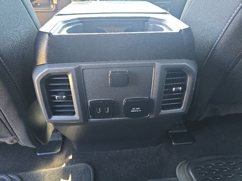 Used 2019 Ford F150 XLT w/ Equipment Group 302A Luxury AWD/4WD image 31