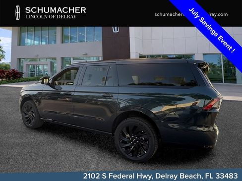 New 2026 Lincoln Navigator L Reserve w/ Jet Appearance Package AWD/4WD image 5