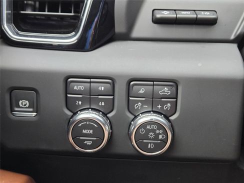 Used 2024 GMC Sierra 1500 Denali Ultimate AWD/4WD image 22