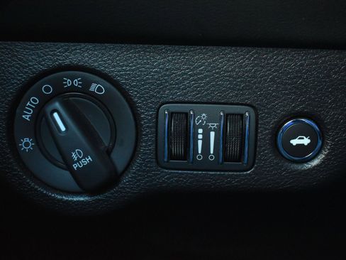 Used 2023 Dodge Challenger GT w/ Plus Package image 18