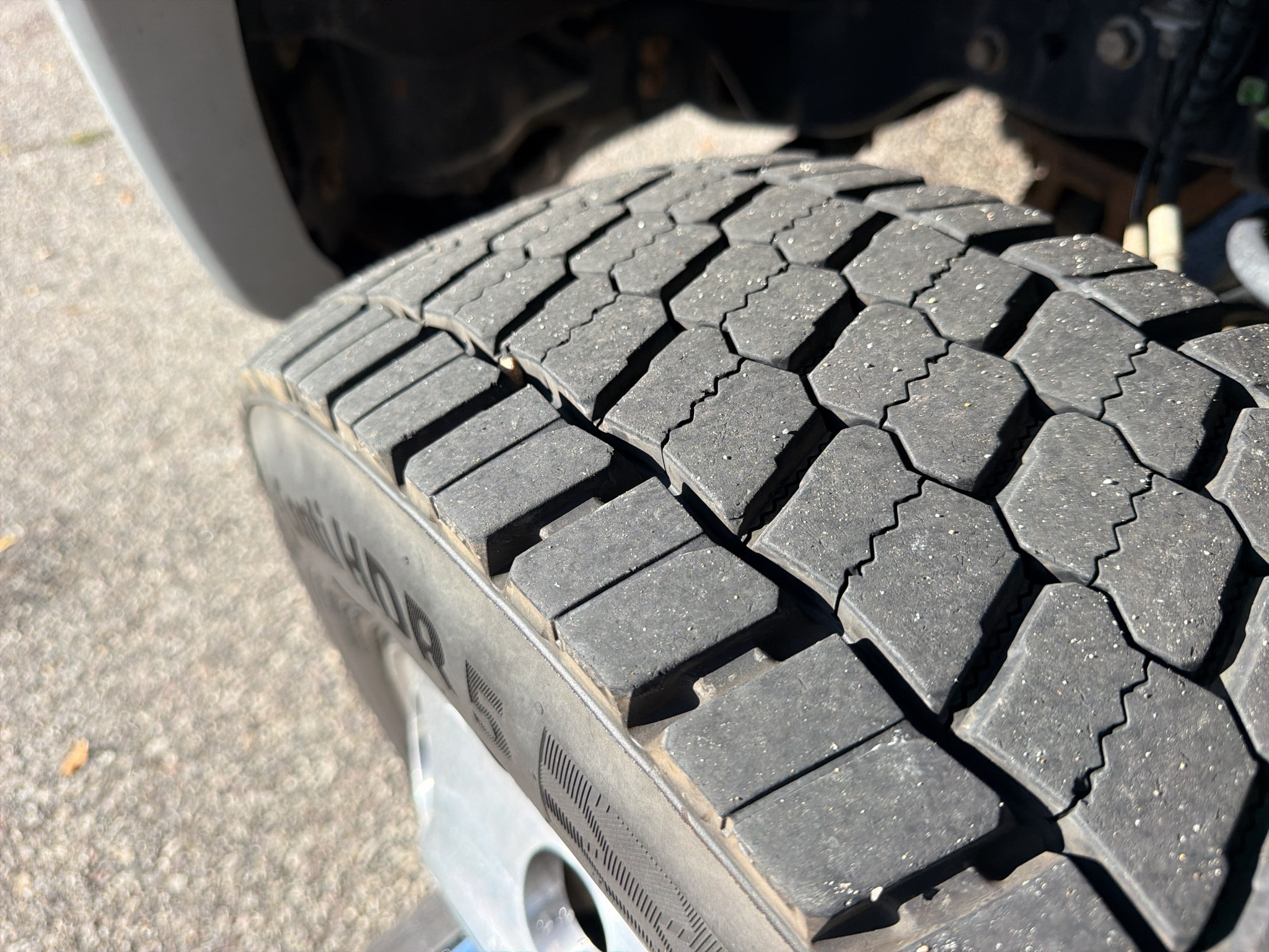 Used 2022 Ford F450 Lariat w/ FX4 Off-Road Package AWD/4WD image 14