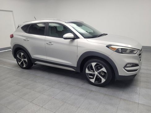 Used 2017 Hyundai Tucson Sport FWD image 11