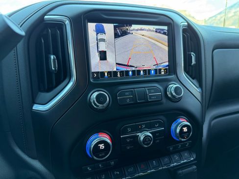 Used 2023 GMC Sierra 2500 AT4 w/ AT4 Premium Plus Package image 31