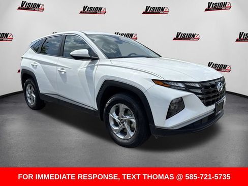 Used 2023 Hyundai Tucson SE AWD/4WD image 3
