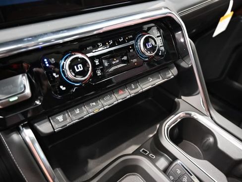 New 2026 GMC Sierra 2500 Denali Ultimate AWD/4WD image 24