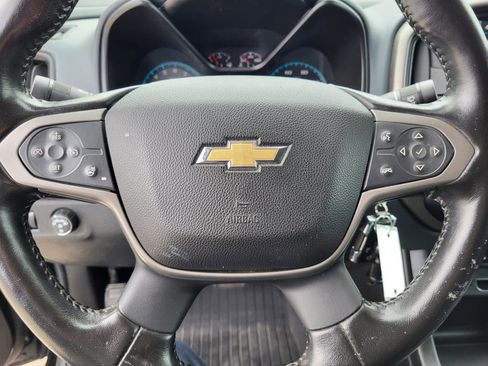Used 2021 Chevrolet Colorado Z71 w/ Z71 Midnight Edition image 18
