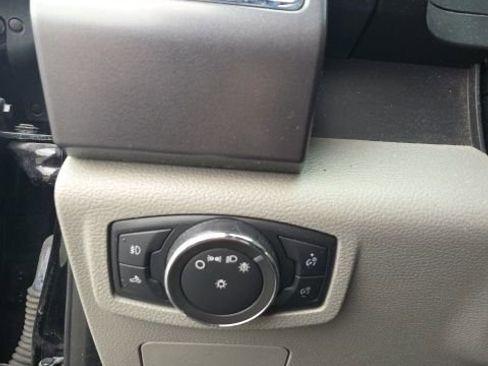 Used 2016 Ford F150 XLT image 20