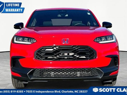 Used 2024 Honda HR-V Sport image 2