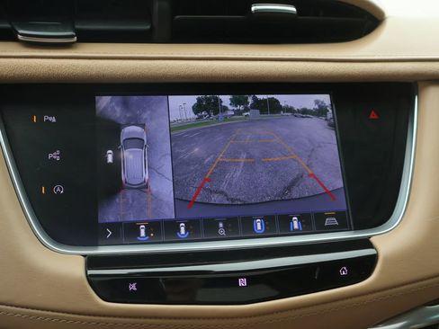 Used 2020 Cadillac XT5 Sportv w/ Platinum Package AWD/4WD image 42