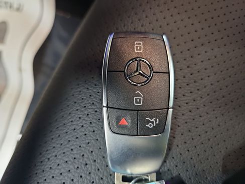 New 2026 Mercedes-Benz GLE 350 4MATIC image 38