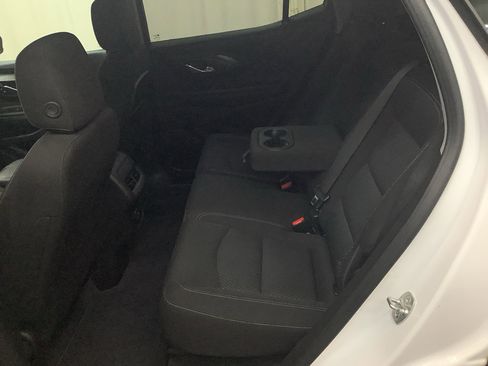 Used 2024 GMC Terrain SLE image 26