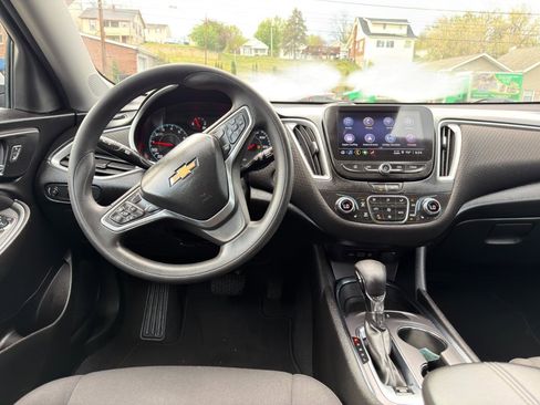 Used 2023 Chevrolet Malibu LT image 19