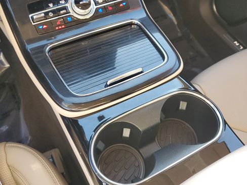 Used 2023 Lincoln Nautilus Reserve w/ Luxury Package image 34