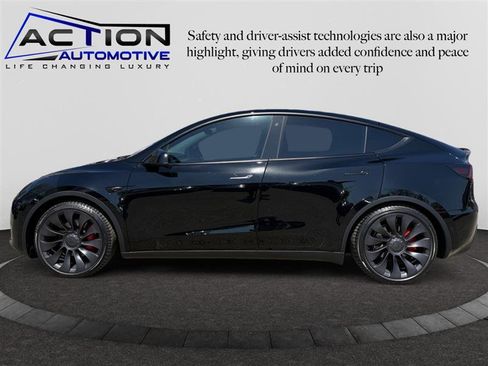 Used 2022 Tesla Model Y Performance image 4