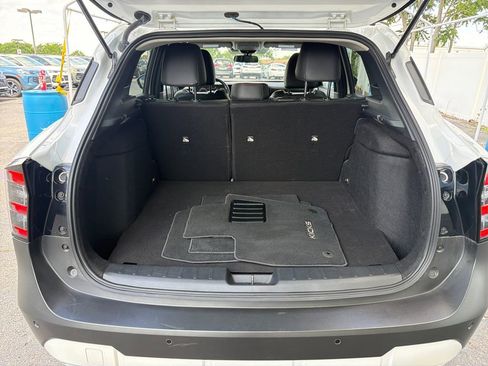 Used 2025 Nissan Kicks SR AWD/4WD image 27