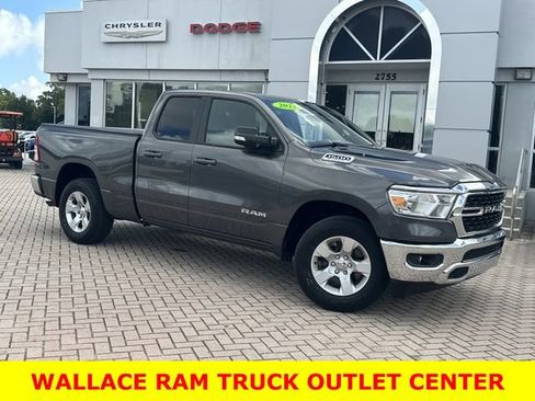 Used 2022 RAM 1500 Big Horn RWD image 3