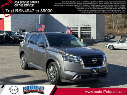 Used 2025 Nissan Pathfinder SV