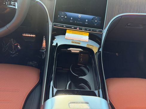 New 2026 Mercedes-Benz GLC 300 image 11