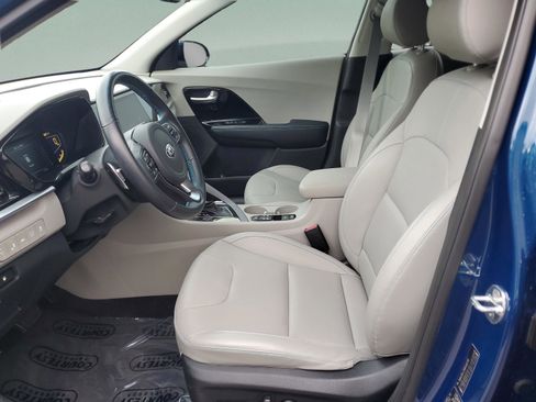 Used 2021 Kia Niro EX Premium image 18