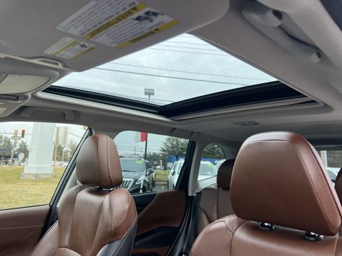 Used 2022 Subaru Forester Touring image 24