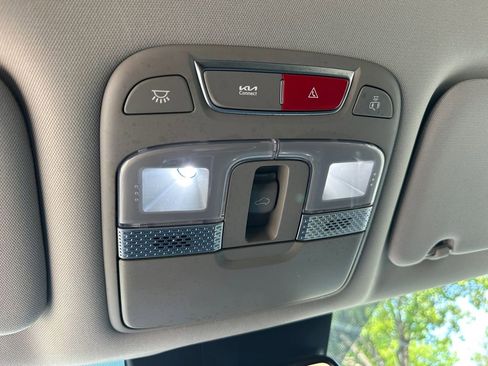 Used 2023 Kia Telluride EX w/ EX Captain's Chair Package AWD/4WD image 34
