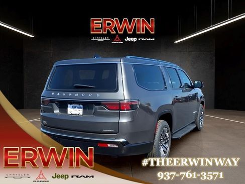 Certified 2024 Jeep Wagoneer L Series II w/ Flexible Seating Group AWD/4WD image 30