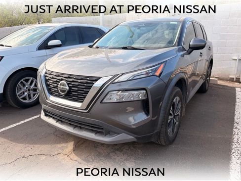 Used 2021 Nissan Rogue SV FWD image 1