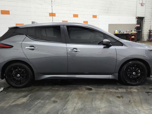 Used 2023 Nissan Leaf S image 17