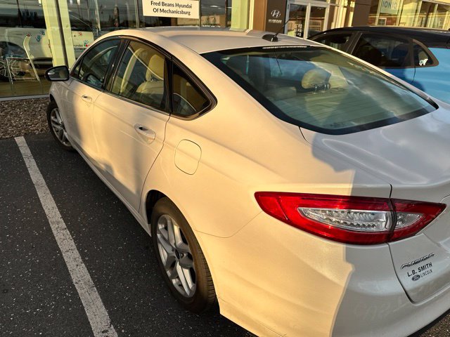 Used 2014 Ford Fusion SE w/ Equipment Group 202A FWD image 9