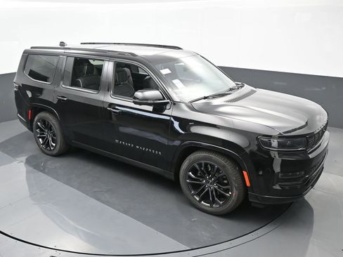 Used 2024 Jeep Grand Wagoneer Series II w/ Quick Order Packagew 28T image 63