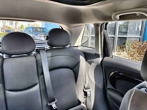 Used 2021 MINI Cooper S image 15