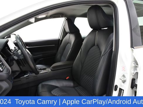 Used 2024 Toyota Camry SE image 22