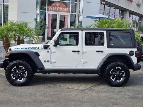 Used 2024 Jeep Wrangler Unlimited Rubicon 4xe AWD/4WD image 6