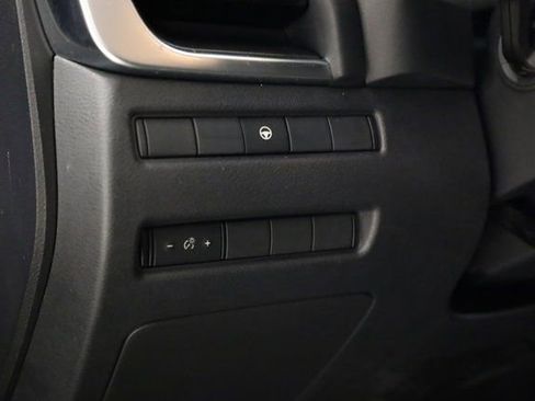 Used 2022 Nissan Rogue SV image 14