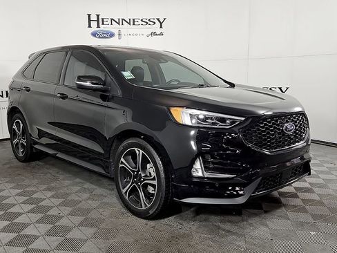 Certified 2021 Ford Edge ST w/ Equipment Group 401A AWD/4WD image 4