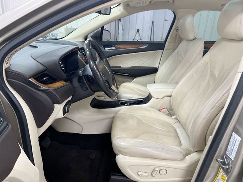 Used 2015 Lincoln MKC FWD w/ Equipment Group 102A Reserve image 21