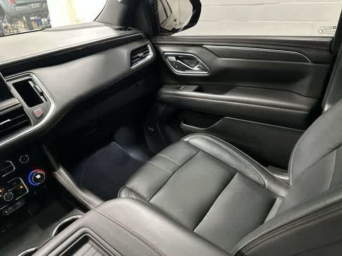 Used 2021 Chevrolet Tahoe RST w/ Luxury Package RWD image 13