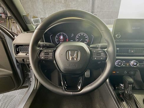 Used 2024 Honda Civic Sport image 11