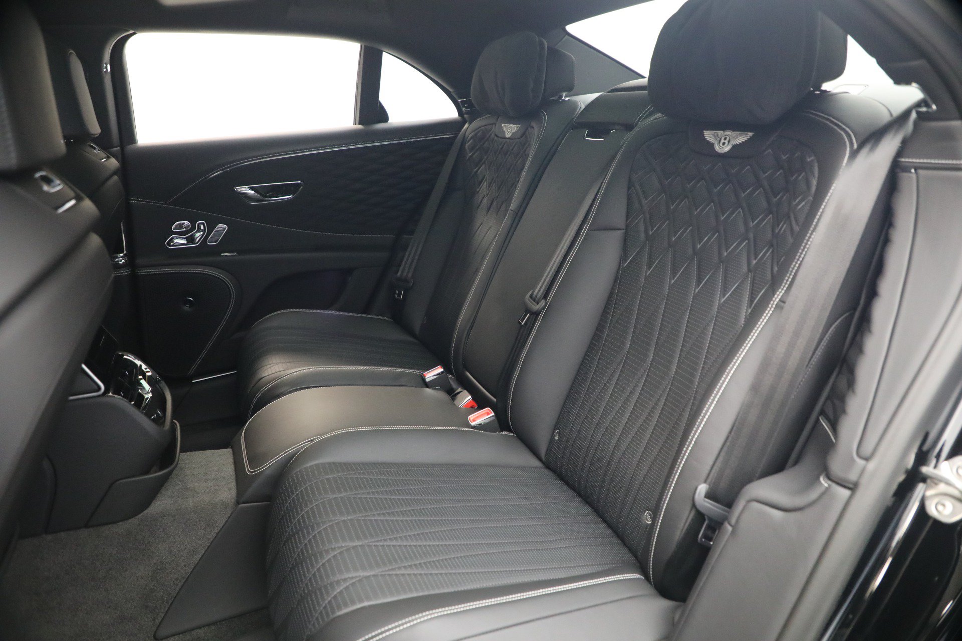 Certified 2022 Bentley Flying Spur W12 AWD/4WD image 24