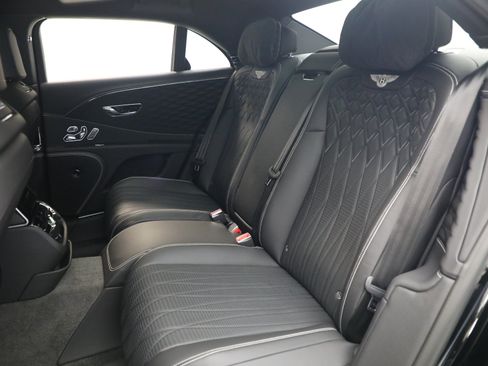 Certified 2022 Bentley Flying Spur W12 AWD/4WD image 24