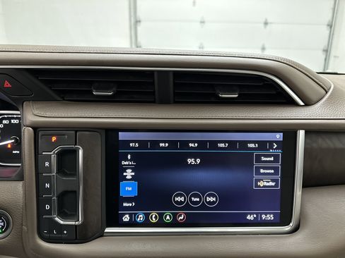 Used 2021 GMC Yukon Denali image 37