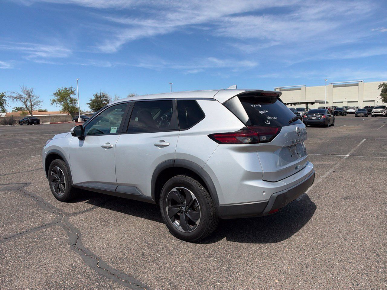 Used 2024 Nissan Rogue SV FWD image 7