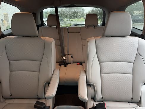 Used 2019 Honda Pilot Elite image 31