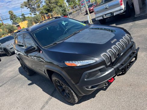 Used 2014 Jeep Cherokee Trailhawk w/ Comfort/Convenience Group AWD/4WD image 49