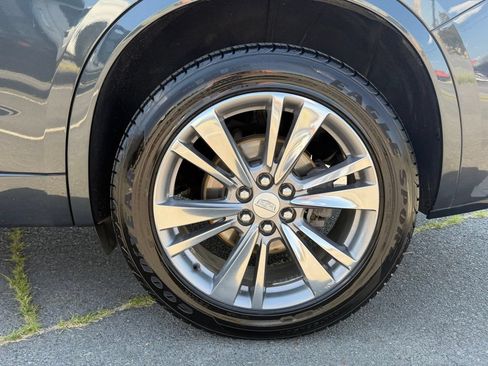 Used 2022 Cadillac XT6 Premium Luxury FWD image 12