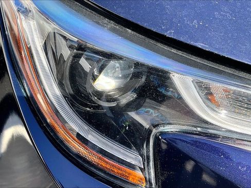 Used 2023 Toyota Corolla LE image 29