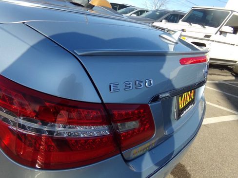 Used 2013 Mercedes-Benz E 350 Cabriolet w/ Premium 2 Pkg image 40