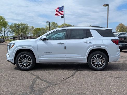New 2026 GMC Terrain Denali AWD/4WD image 7